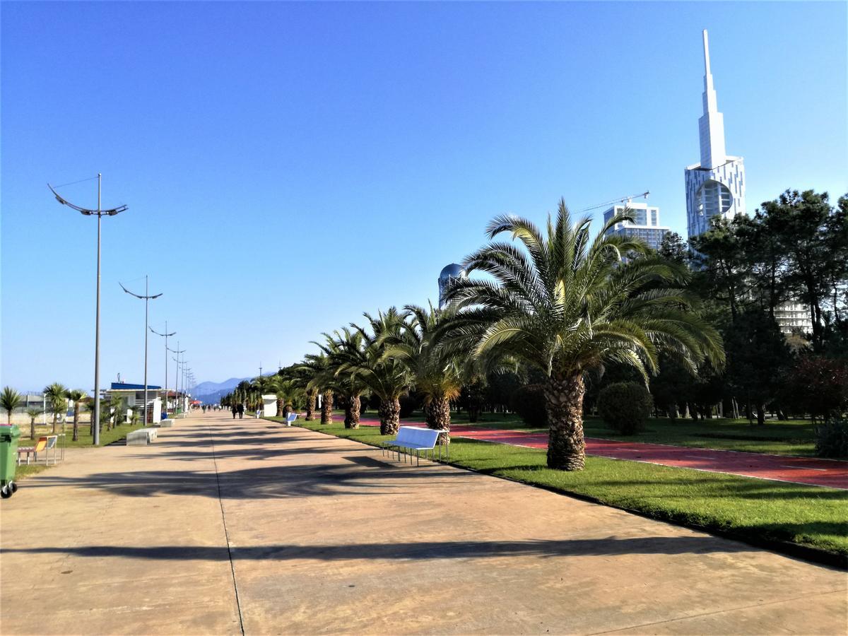 Guest House Amo Batumi Exterior foto